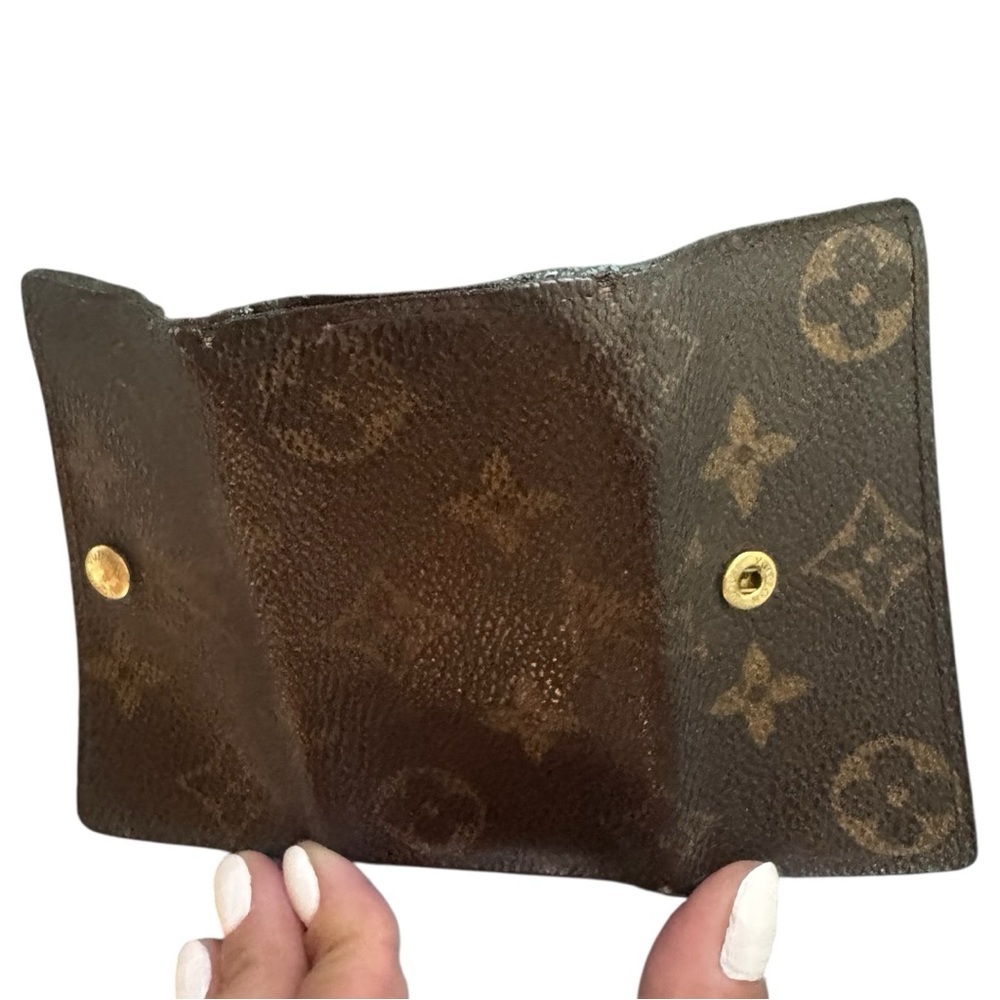 Louis Vuitton Authentic Vintage Monogram PVC Leather 4 Key Holder unisex - Picture 7 of 12